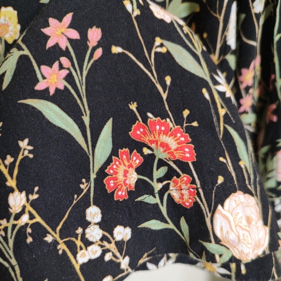 Loft Floral Print Women's Cropped Viscose Pants - Picture 4 of 7